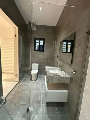 3bdrm House in Ashaley Botwe for sale