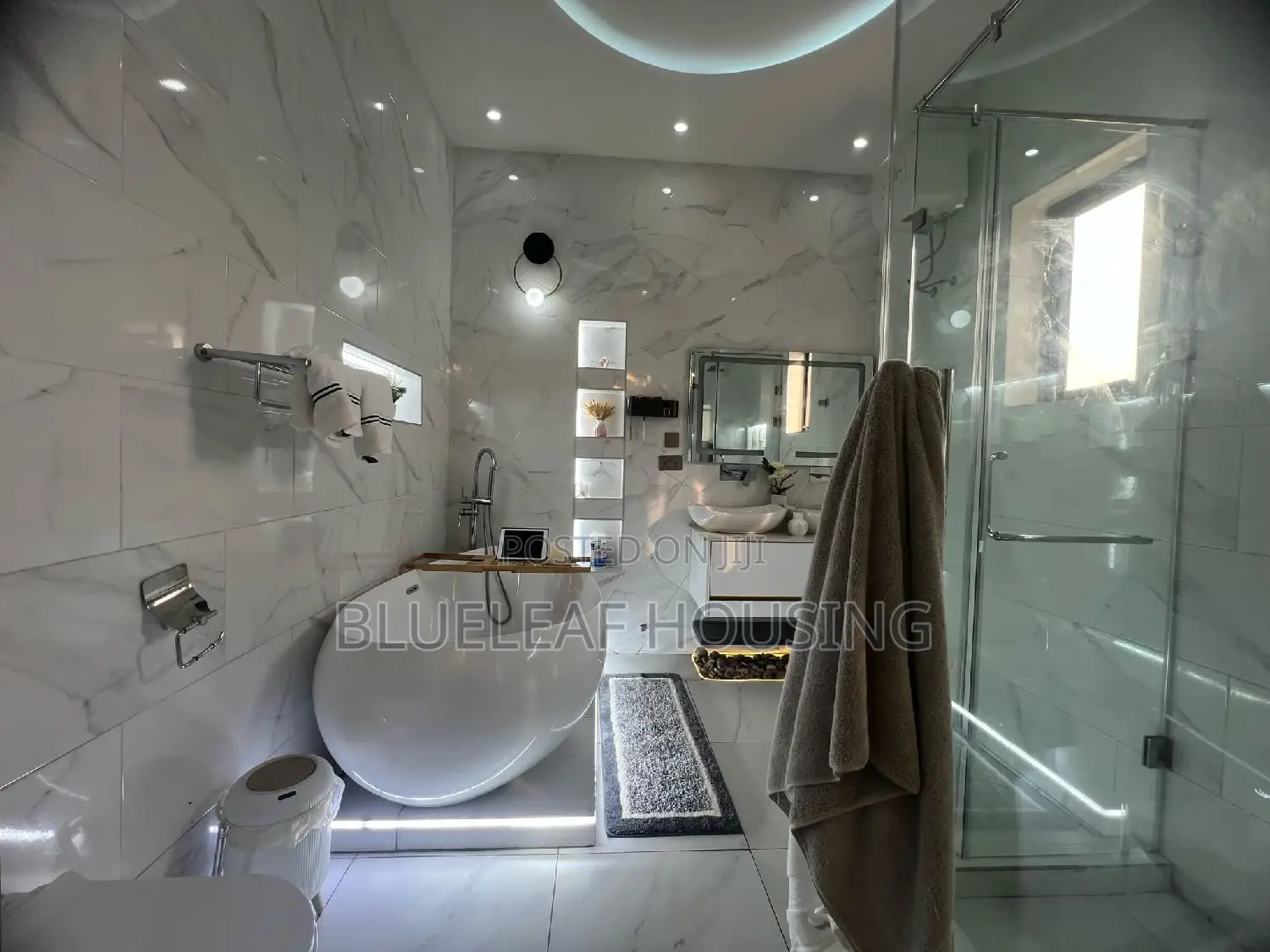 4bdrm House in Ashaley Botwe for sale
