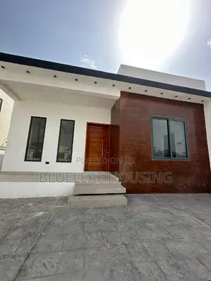 3bdrm House in Ashaley Botwe for sale