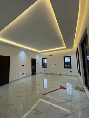 3bdrm House in Ashaley Botwe for sale
