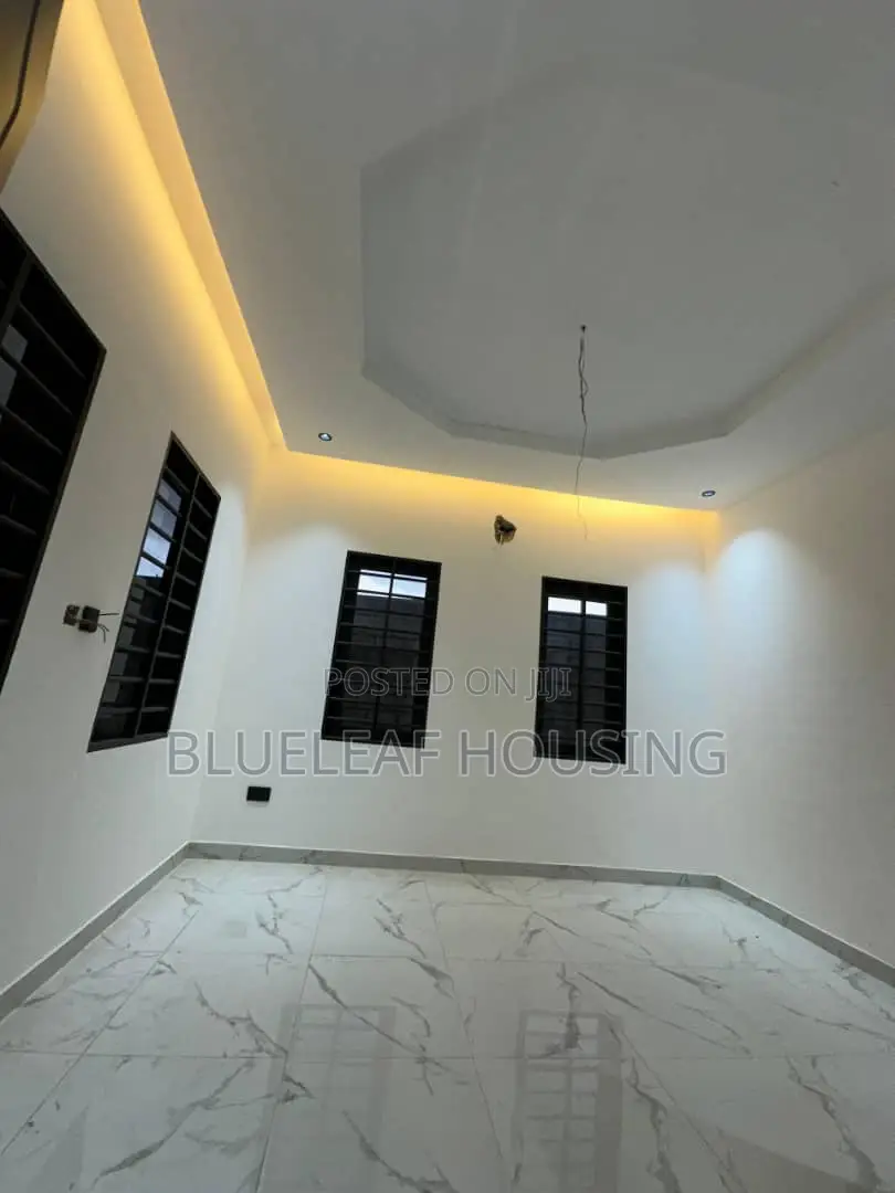 3bdrm House in Ashaley Botwe for sale