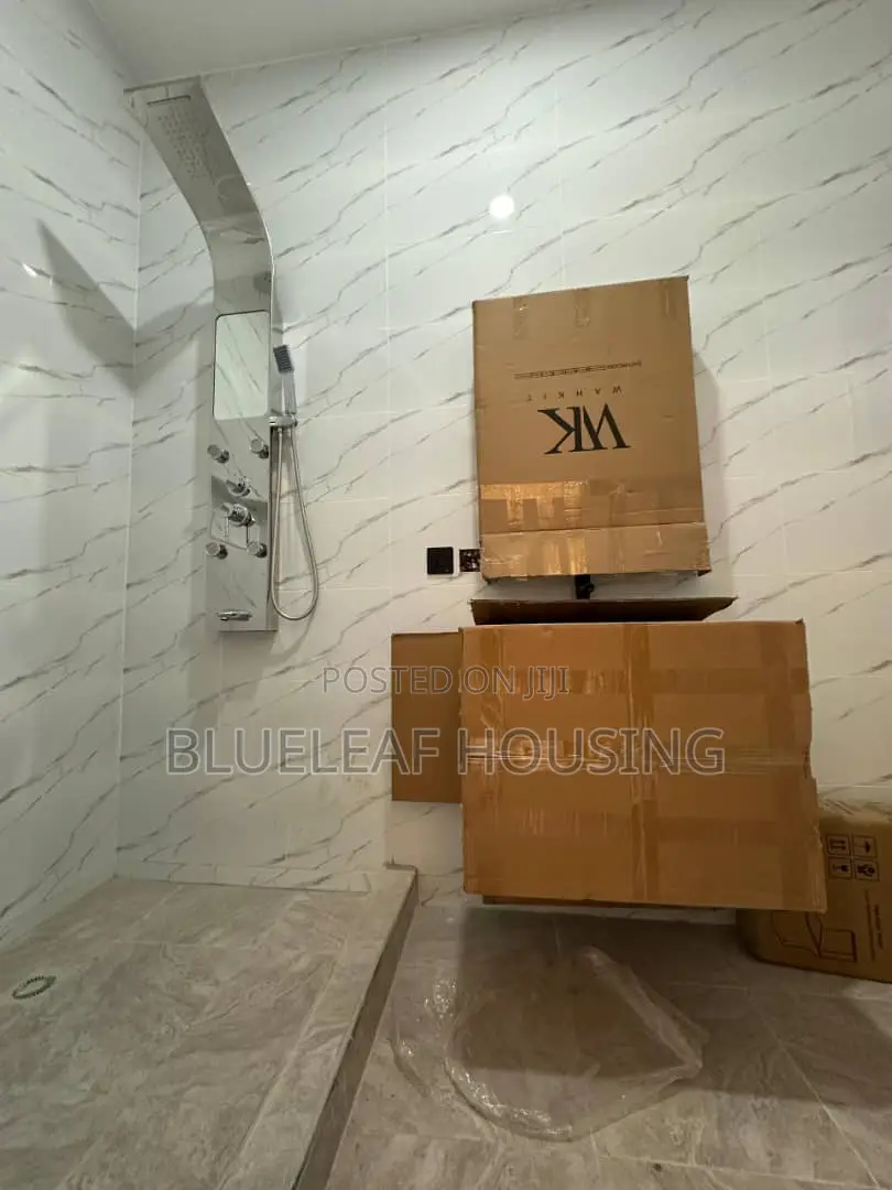 3bdrm House in Ashaley Botwe for sale