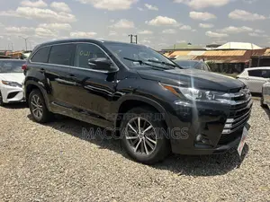 Toyota Highlander XLE 2019 Black