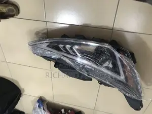 Hyundai Elantra 2022 Headlight Available