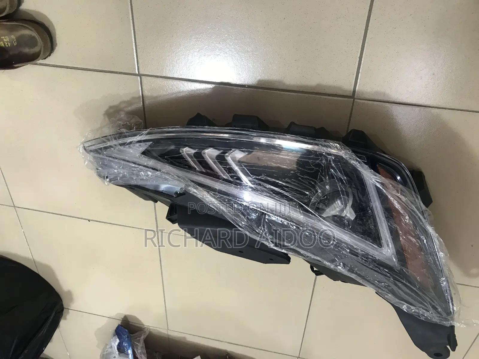 Hyundai Elantra 2022 Headlight Available