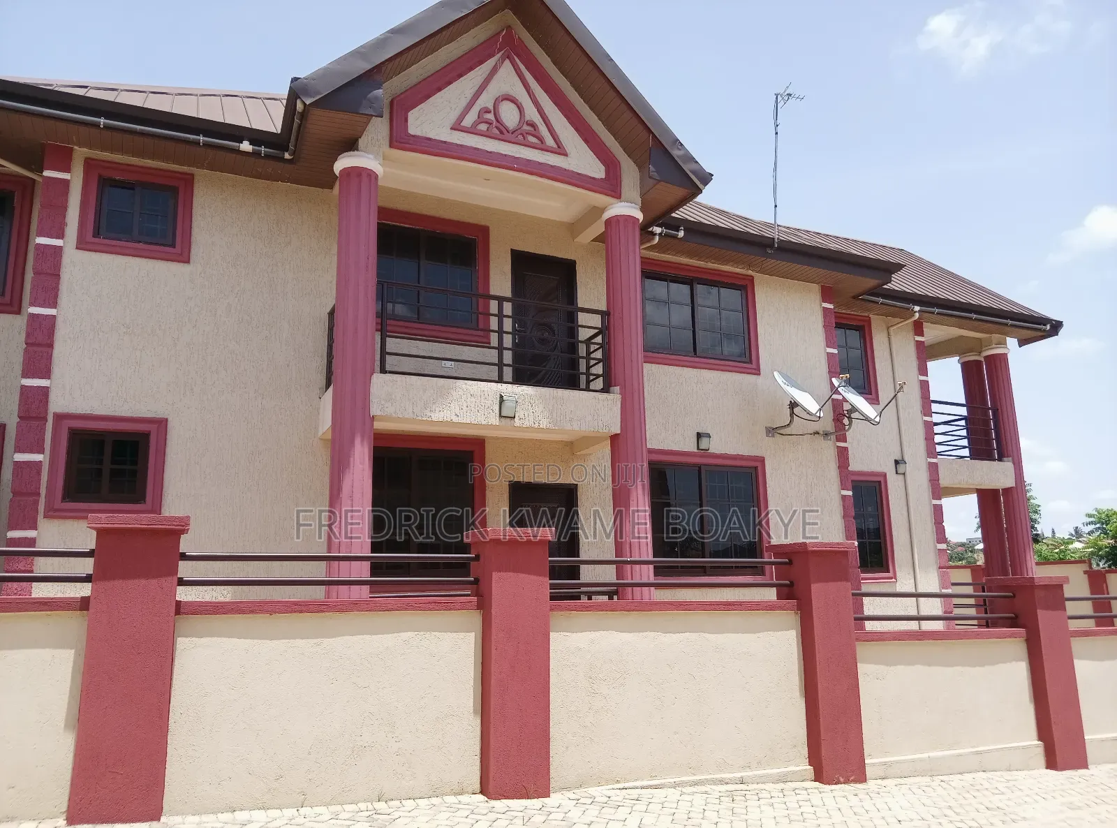 6bdrm House in Brother K Estate, Kumasi Metropolitan for sale