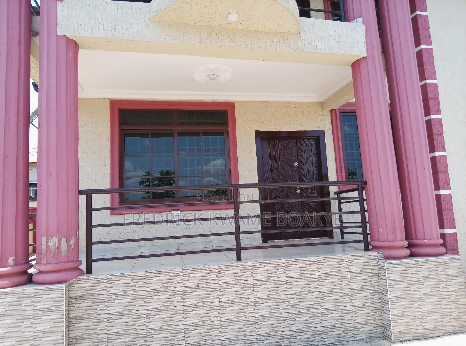 6bdrm House in Brother K Estate, Kumasi Metropolitan for sale