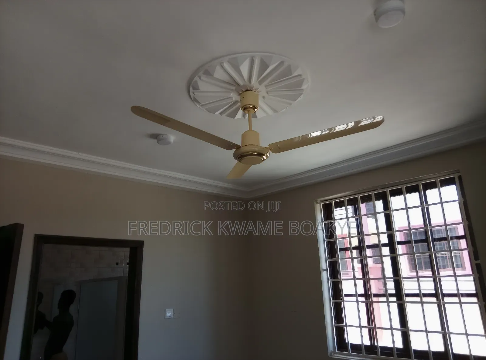 6bdrm House in Brother K Estate, Kumasi Metropolitan for sale