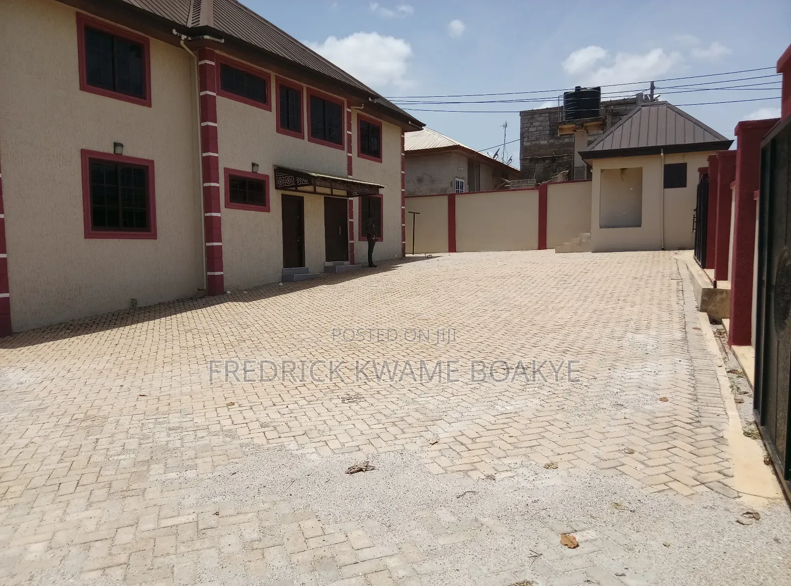 6bdrm House in Brother K Estate, Kumasi Metropolitan for sale