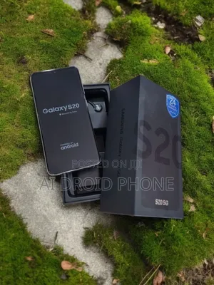 New Samsung Galaxy S20 128 GB Black