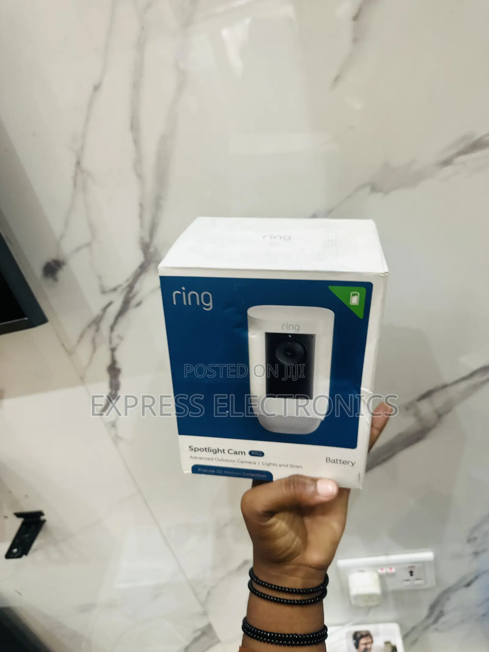 Quality Sleek Ring Spotlight C Pro Battery