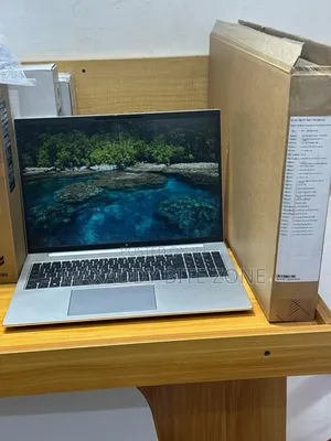 New Laptop HP EliteBook 860 G10 32GB AMD Ryzen 7 SSD 1T
