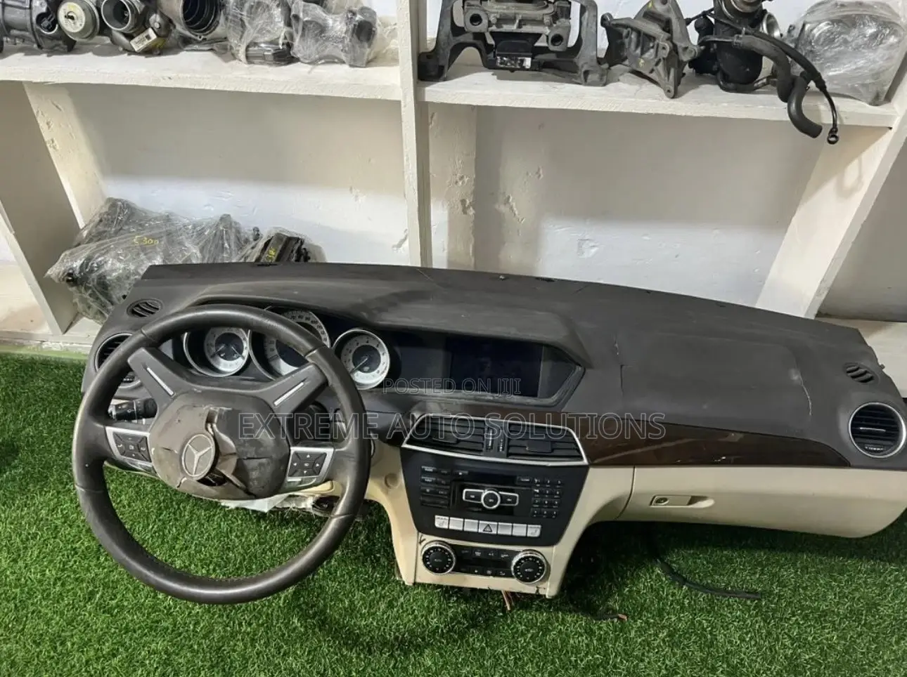 Mercedes Benz C250 Dashboard