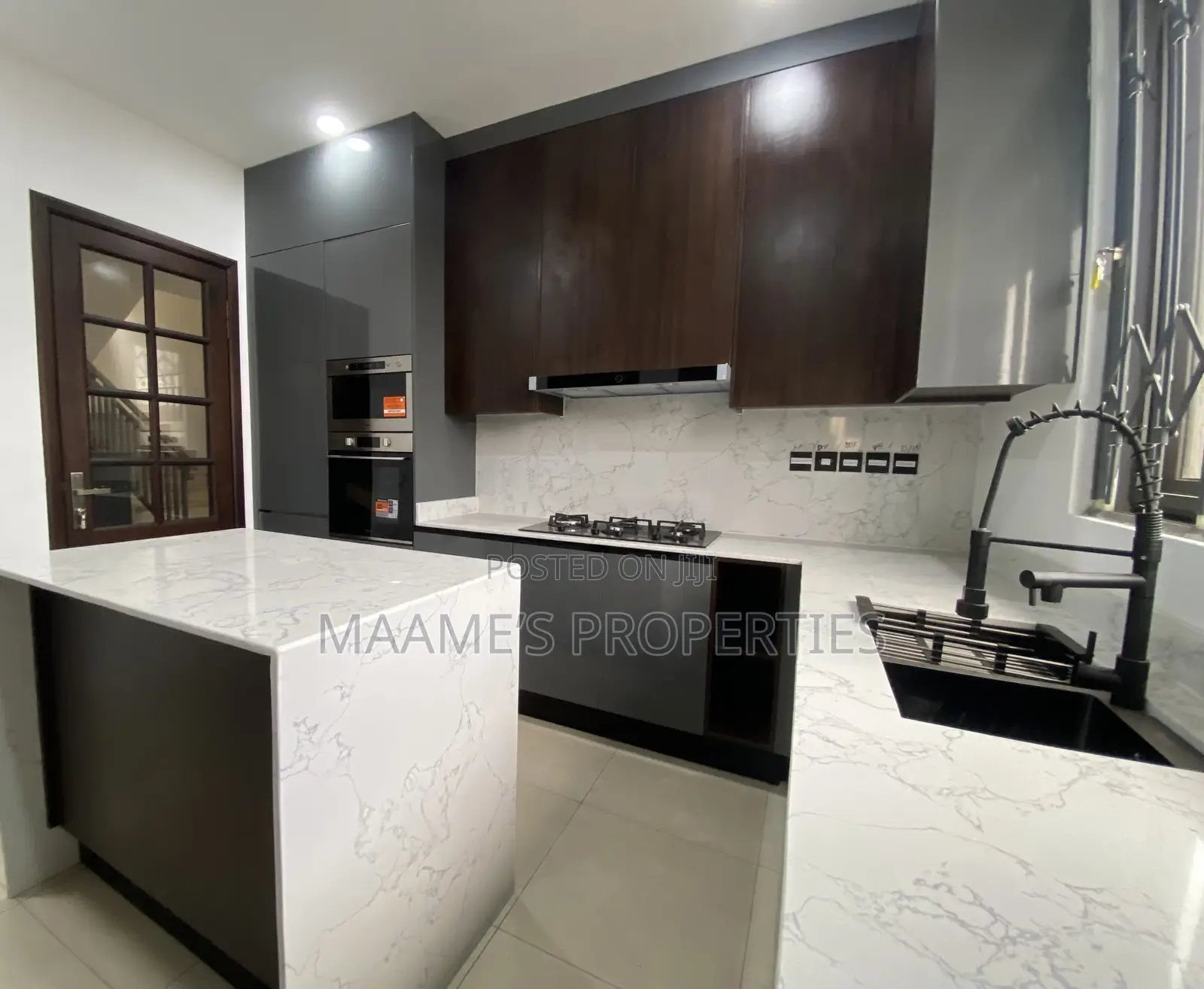 5bdrm Duplex in Tseaddo for rent