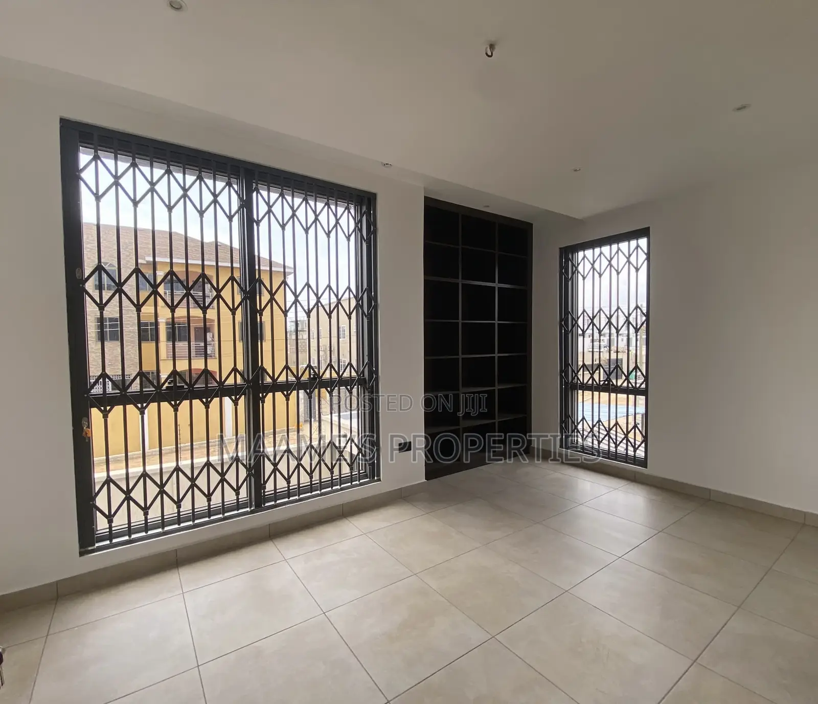 5bdrm Duplex in Tseaddo for rent