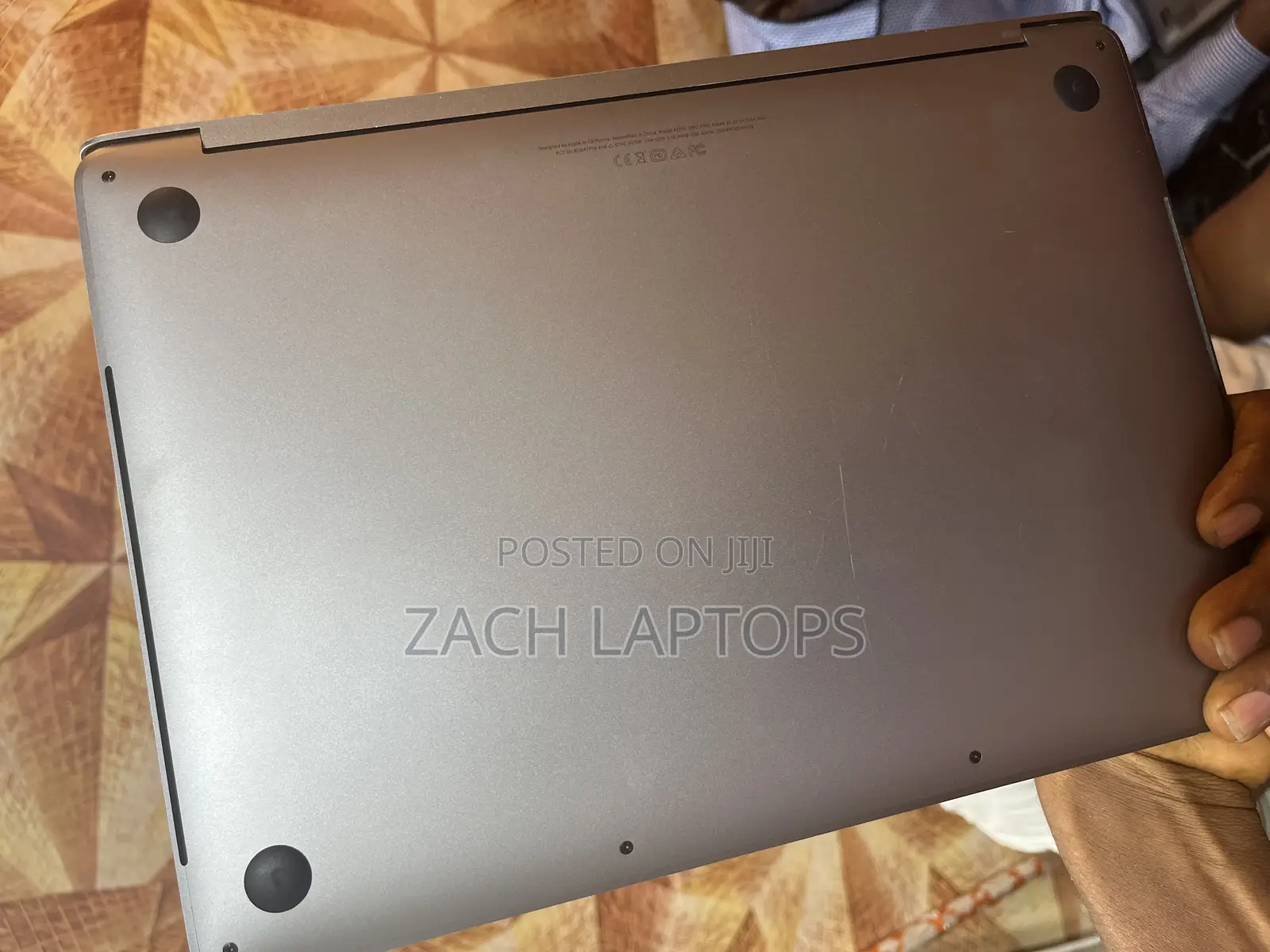 Laptop Apple MacBook Pro 2017 8GB Intel Core i5 SSD 256GB