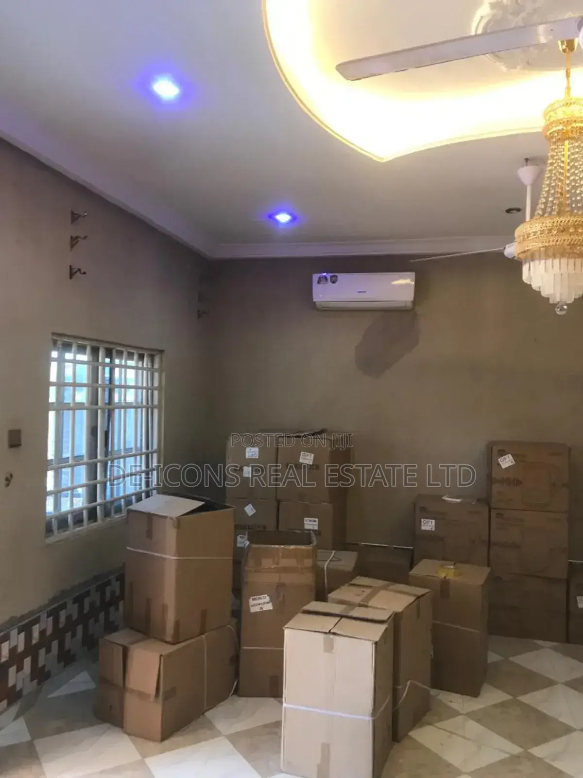 4bdrm Mansion in De-Icons Real Estate, Awutu Senya East Municipal