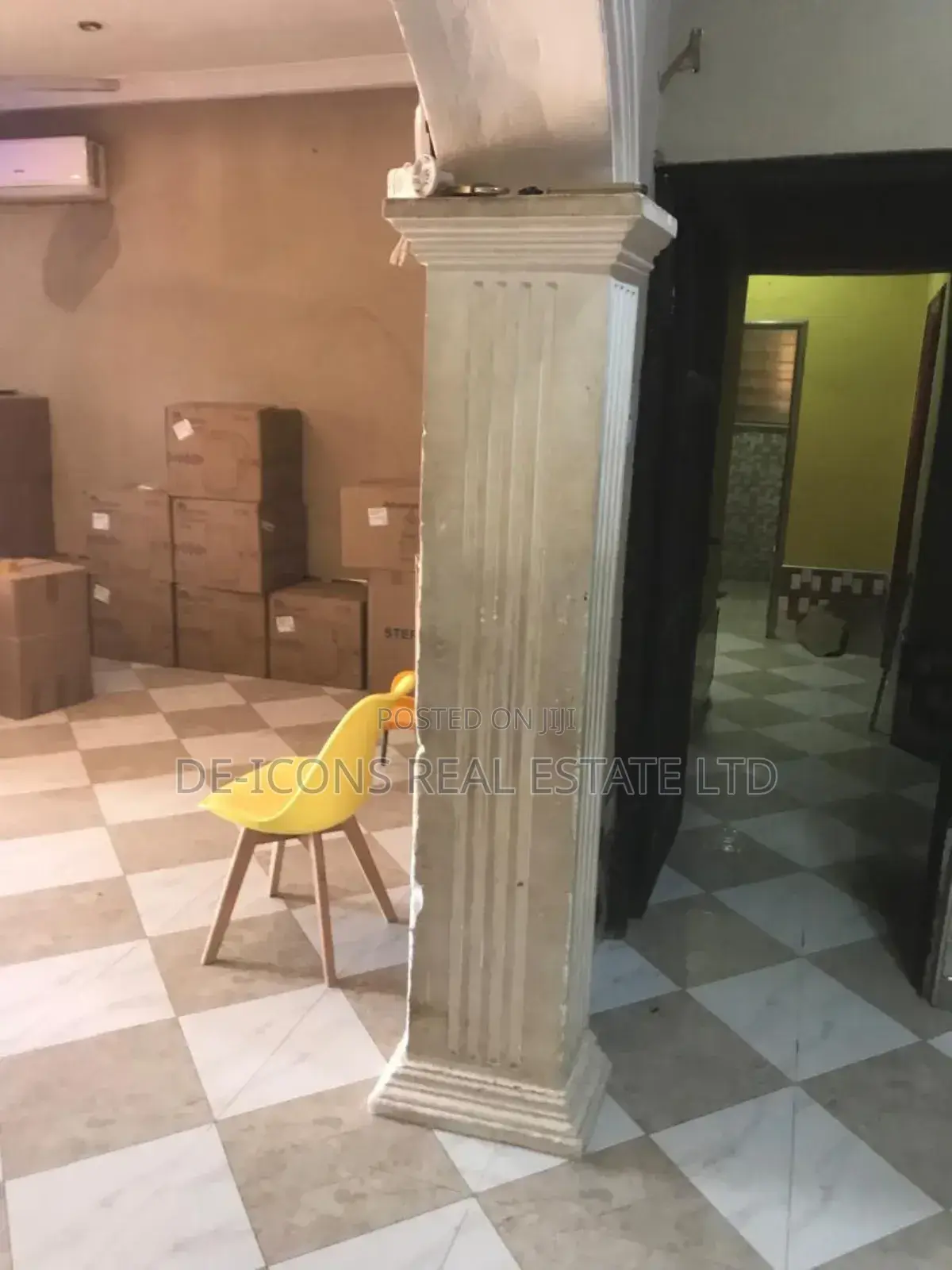4bdrm Mansion in De-Icons Real Estate, Awutu Senya East Municipal