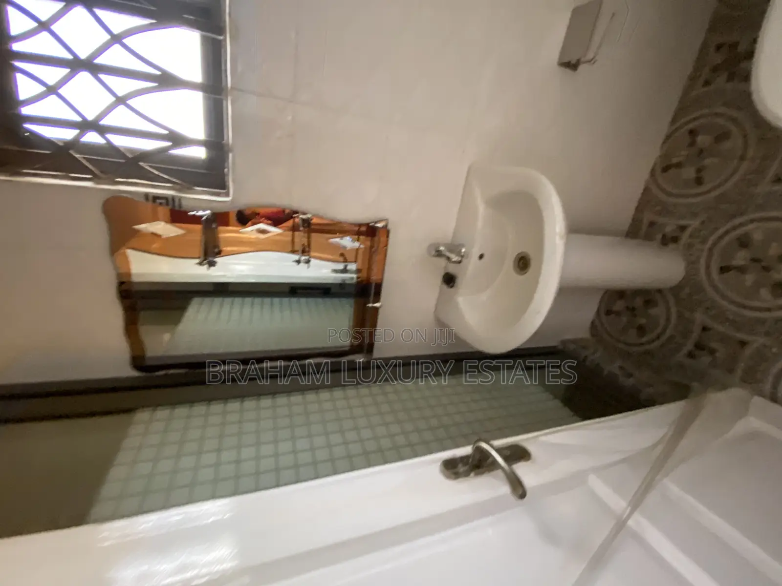 2bdrm Apartment in Braham Luxury, Labadi for rent