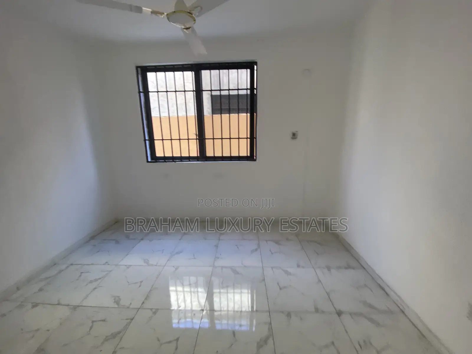3bdrm Apartment in Braham Luxury, Sakumono for rent