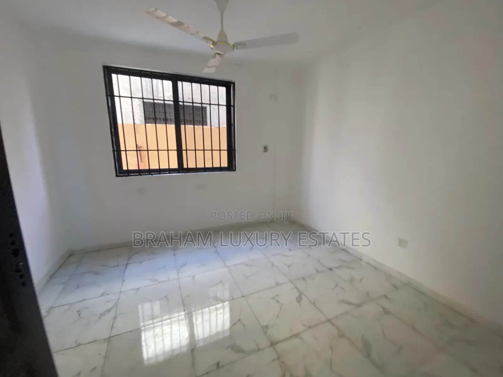 3bdrm Apartment in Braham Luxury, Sakumono for rent