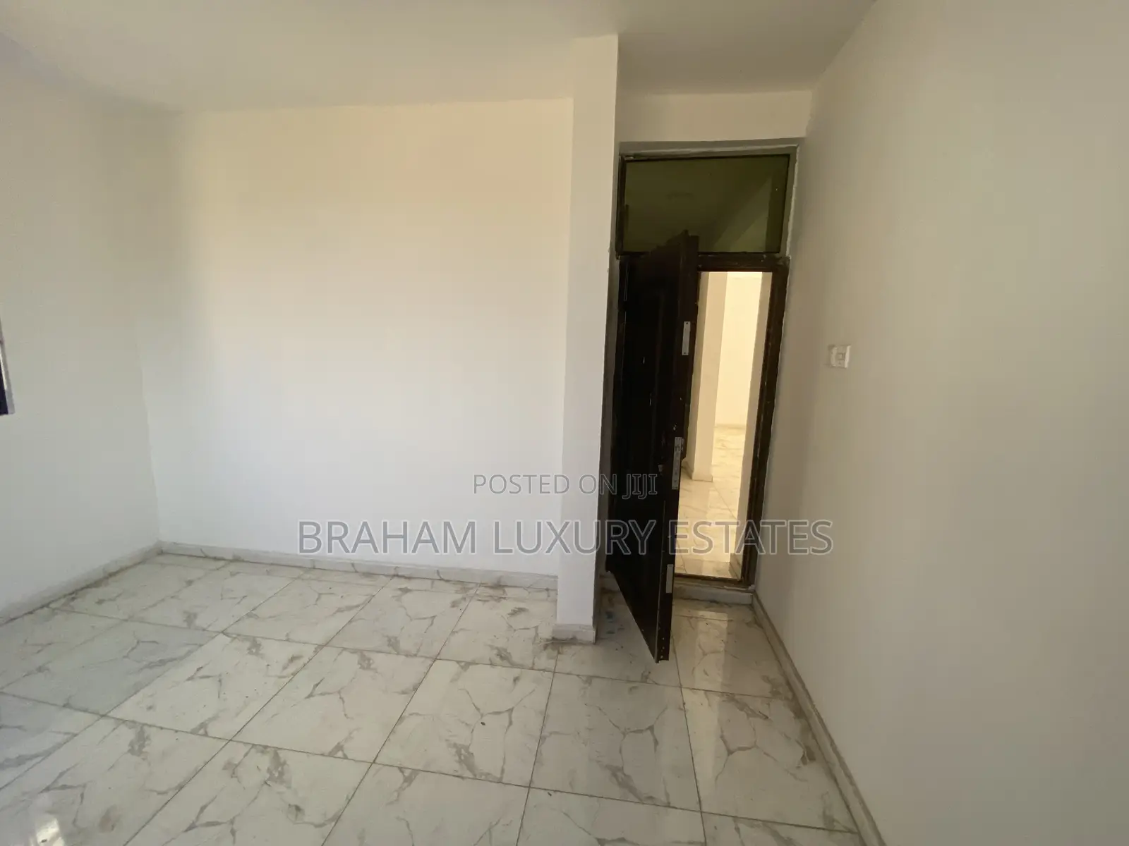 3bdrm Apartment in Braham Luxury, Sakumono for rent