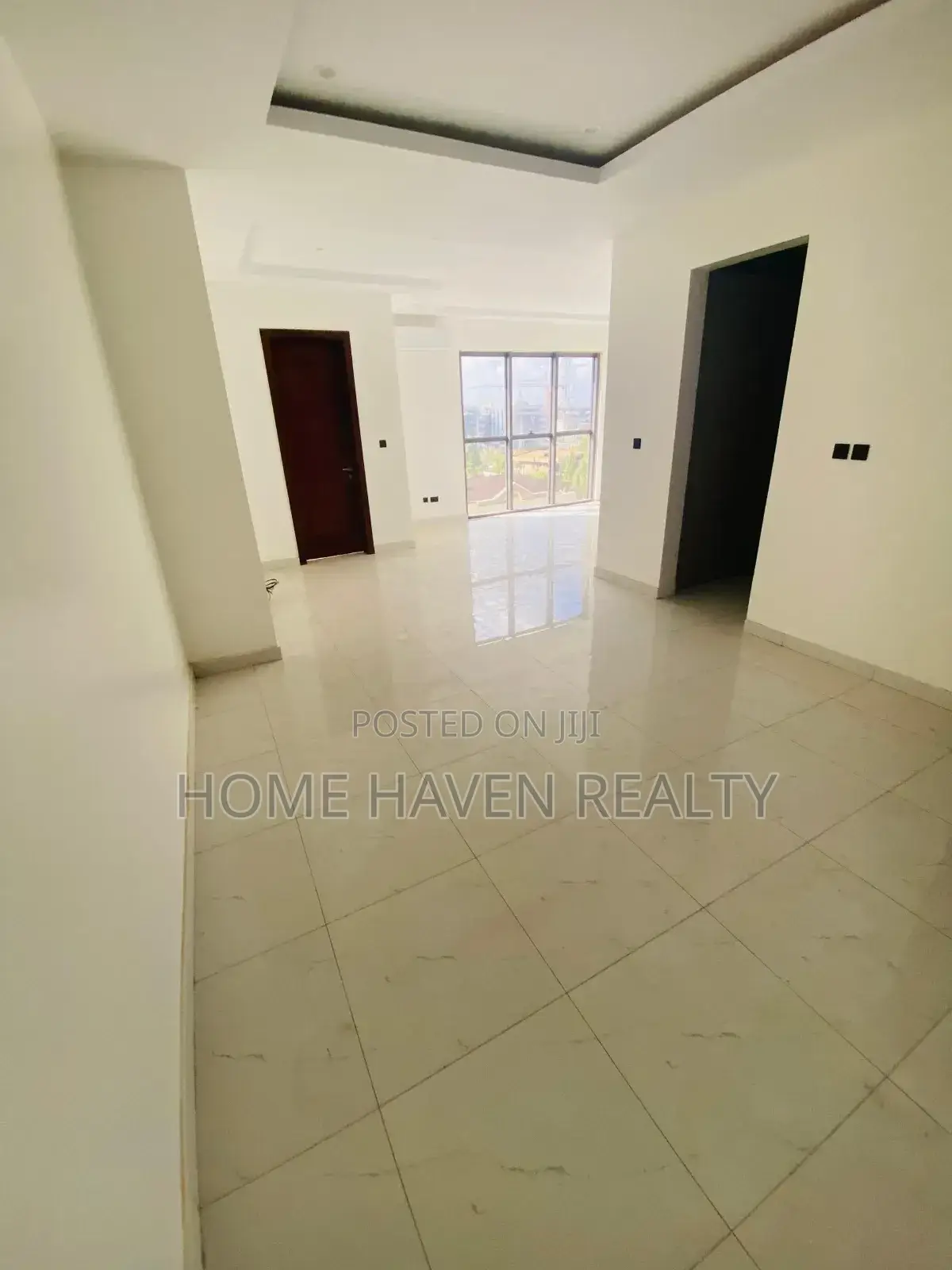 5bdrm House in Dzorwulu for sale