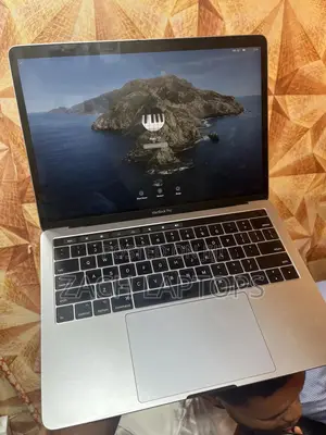 Laptop Apple MacBook Pro 2018 16GB Intel Core i5 SSD 512GB