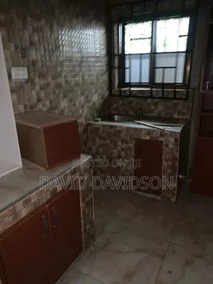 4bdrm Mansion in 4 Bedroom Self, Tema Metropolitan for rent