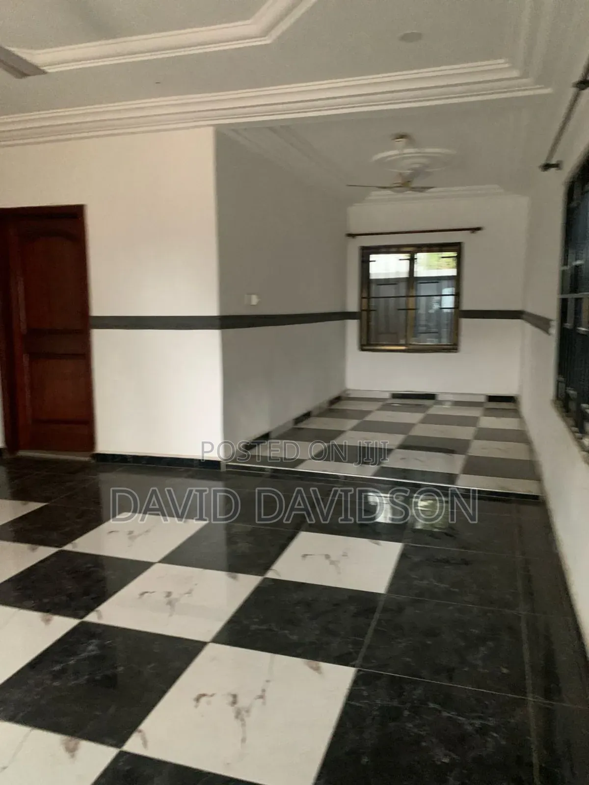 4bdrm Mansion in 4 Bedroom Self, Tema Metropolitan for rent