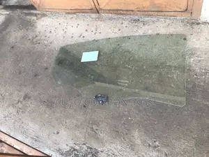 Hyundai Elantra 2014 Back Right Door Glass