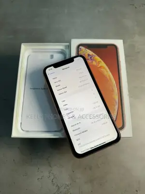 New Apple iPhone XR 128 GB Yellow