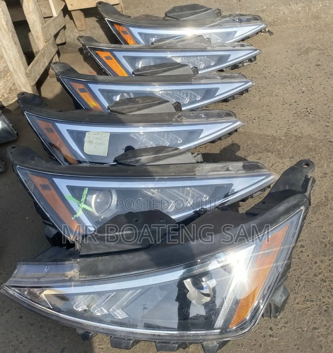 Hyundai Elantra 2020 Headlight
