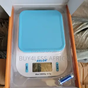 Premium Kitchen Weighing Scale With Temperature Meter 15kg
