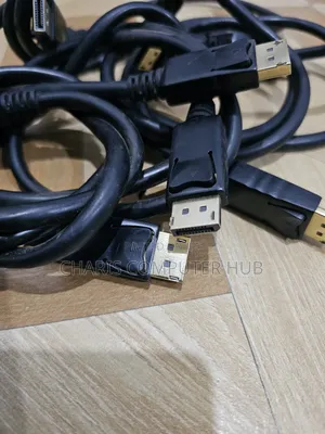 Uk Used Display Port To Display Port