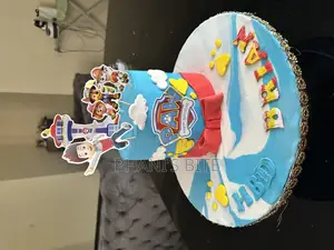 Fondant Cake Size 6 ,3layers
