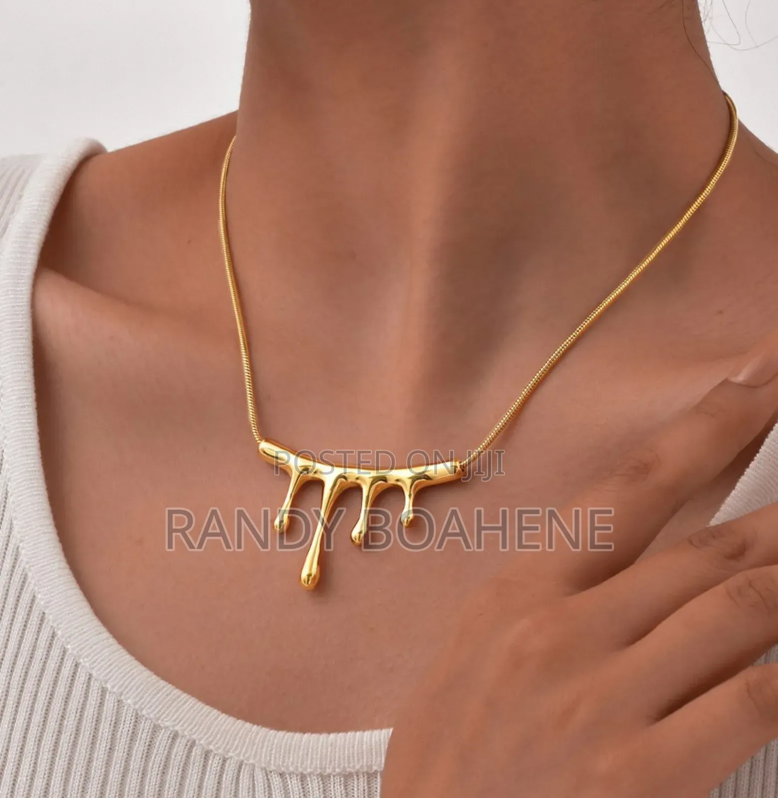 Liquid Shaped Pendant Necklace