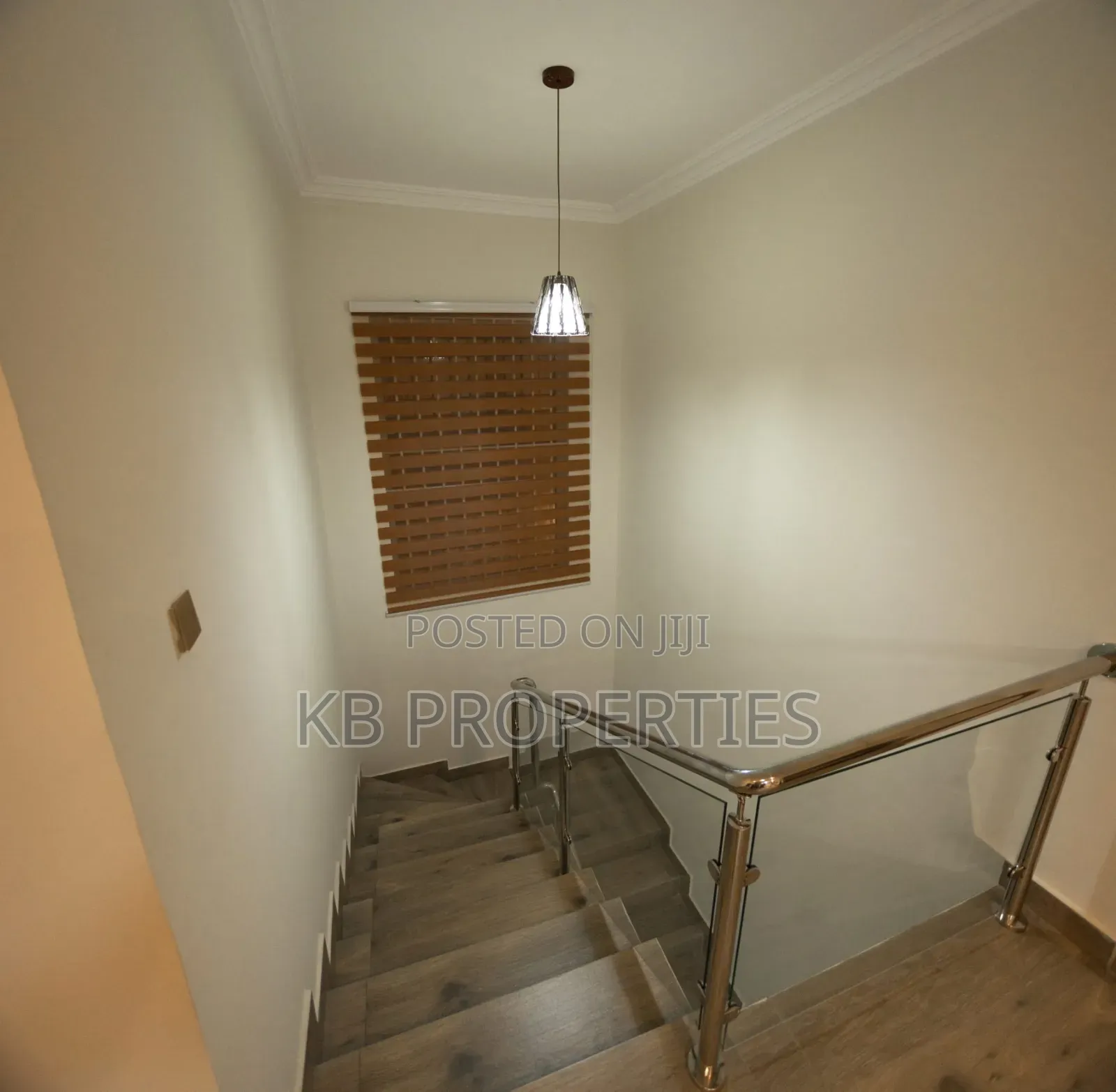 4bdrm Duplex in Kb Properties, Spintex for rent