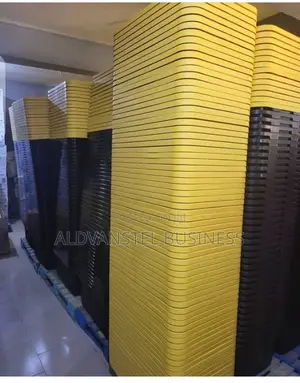 27 Gallons Usa Storage Container
