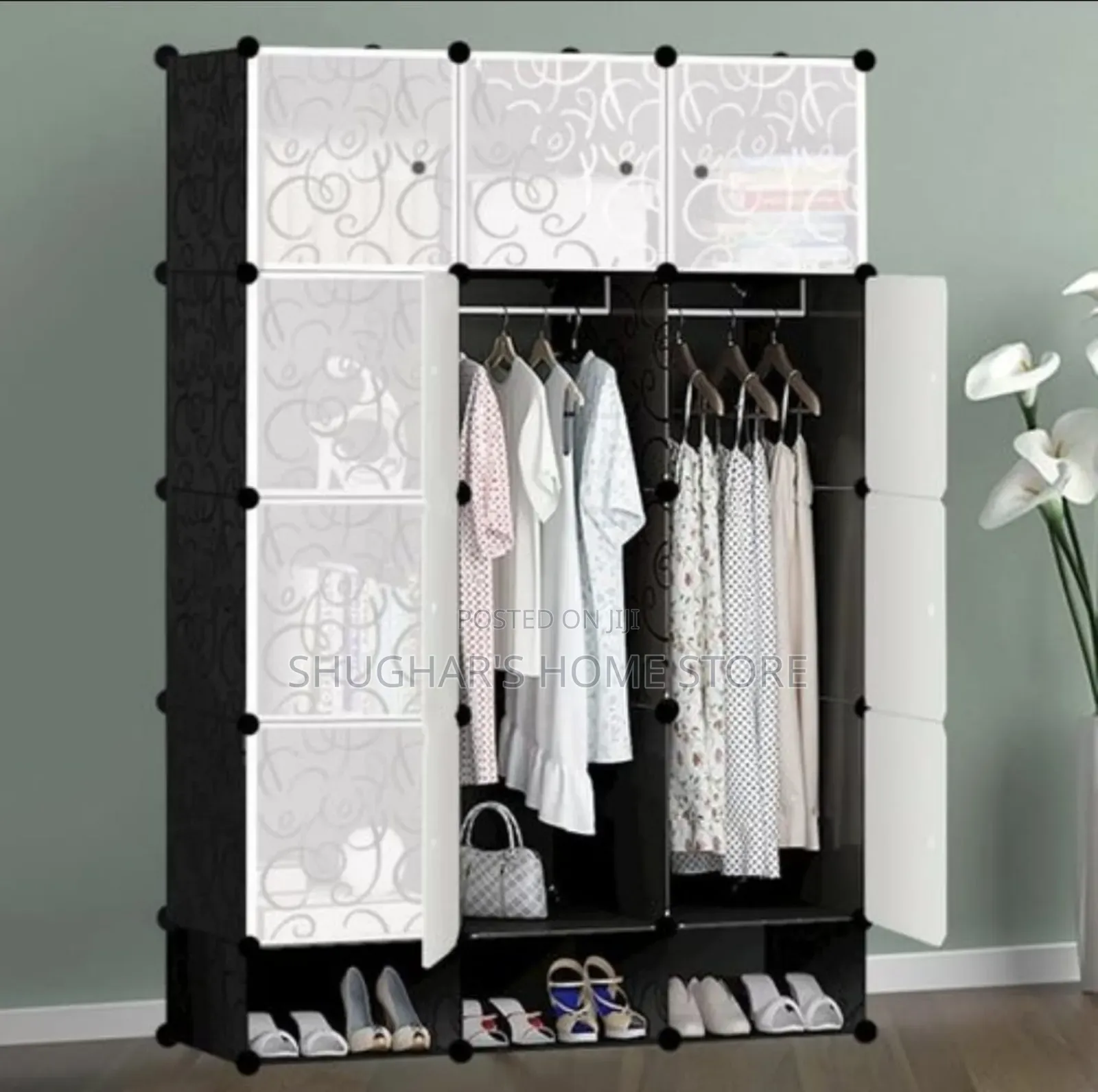 12 Cubes Wardrobe With Shoes Compartment