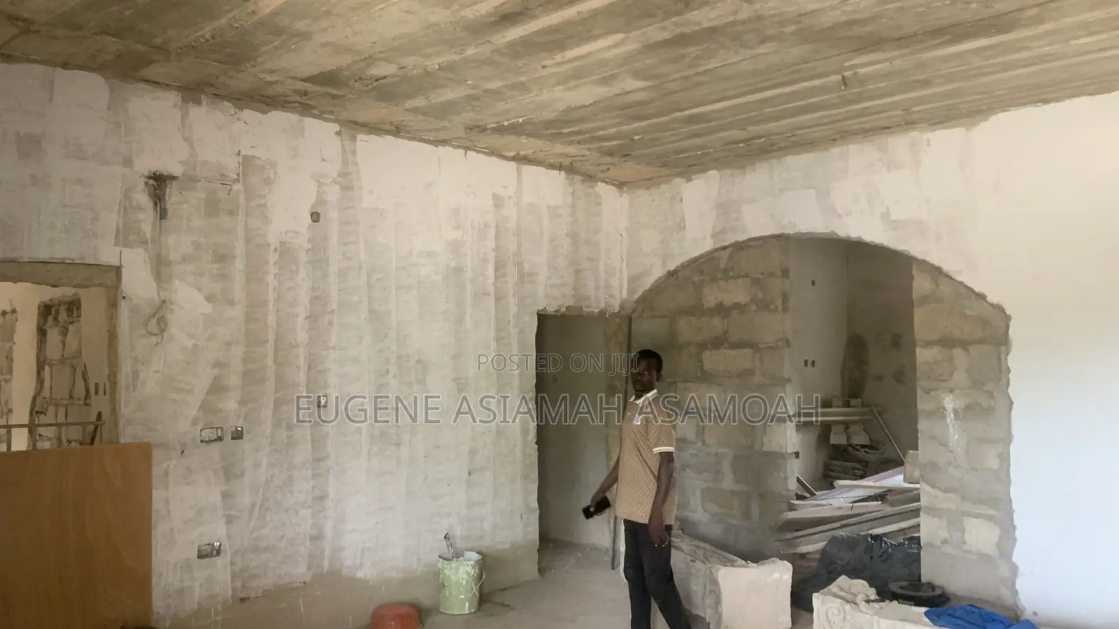 8bdrm Block of Flats in Cullands Ghana, Obuasi Municipal for sale