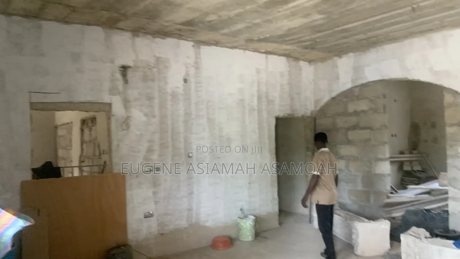 8bdrm Block of Flats in Cullands Ghana, Obuasi Municipal for sale