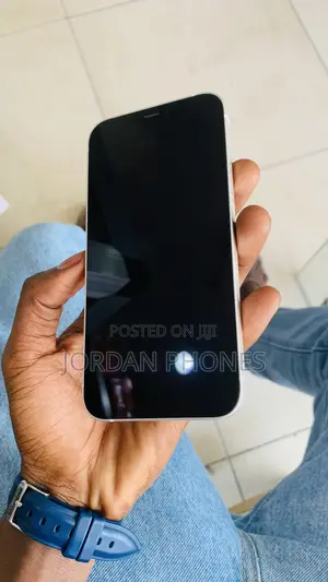 New Apple iPhone 12 128 GB White