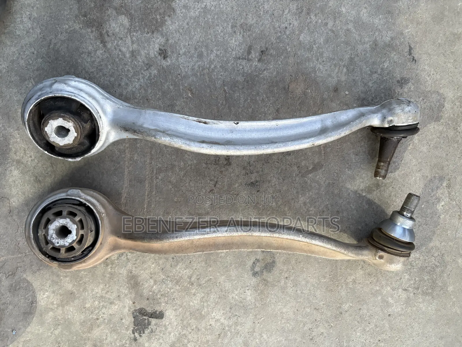 Mercedes Benz W204 C250 Lower Arm