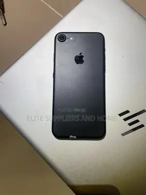 Apple iPhone 7 128 GB Black