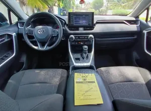 Toyota RAV4 XLE AWD 2020 Gray