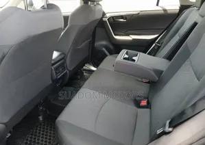 Toyota RAV4 XLE AWD 2020 Gray