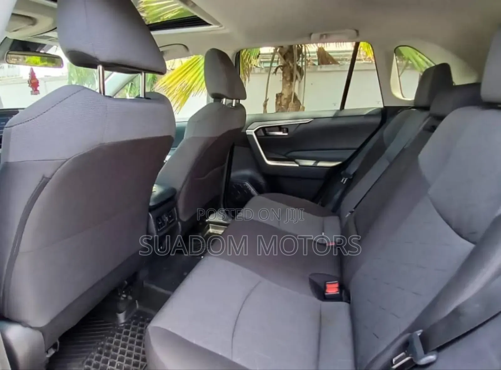 Toyota RAV4 XLE AWD 2020 Gray