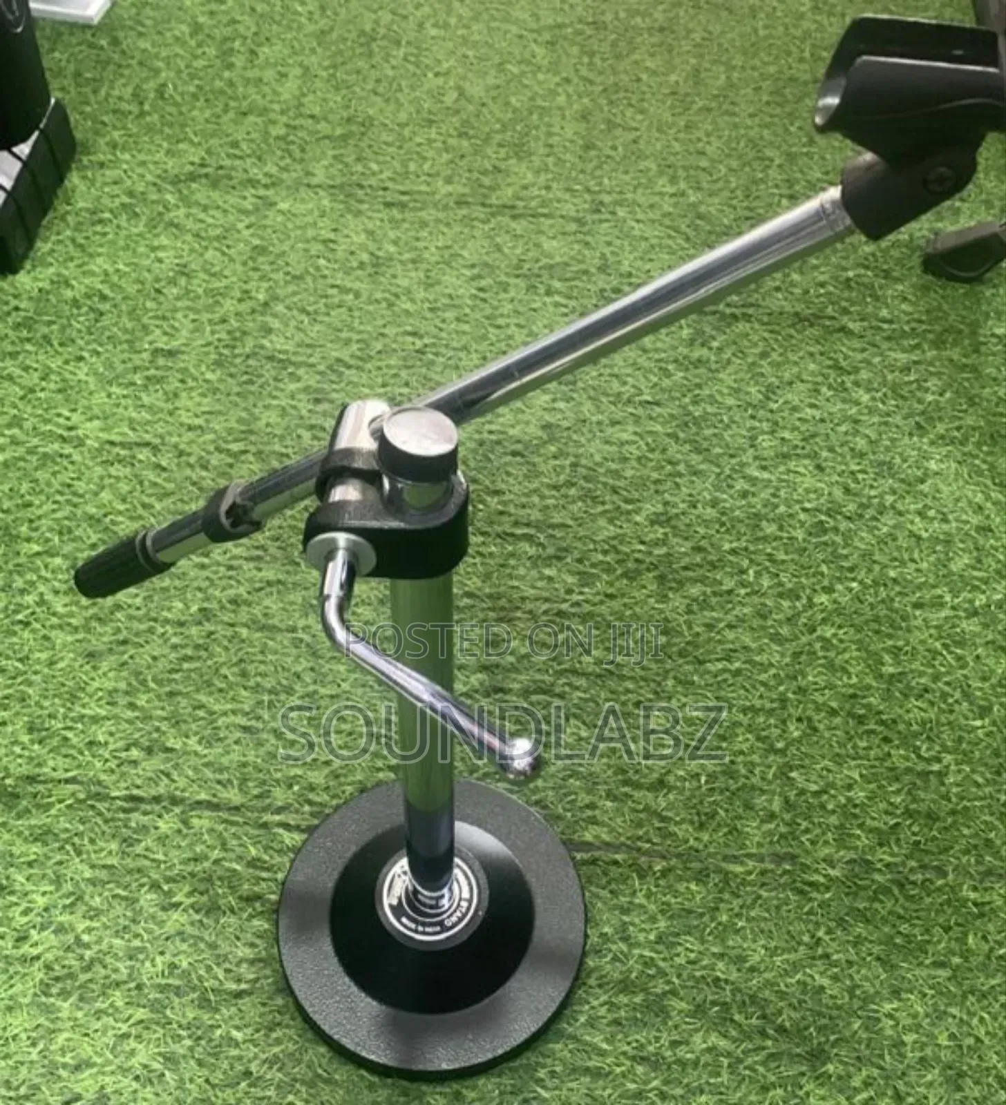 Metallic Desktop Microphone Stand