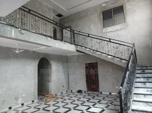 5bdrm House in Brother K Estate, Kumasi Metropolitan for sale